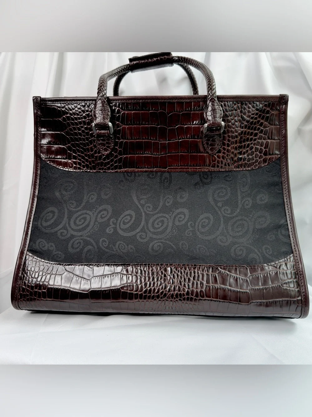BRIGHTON- Designer Pet Carrier Tote